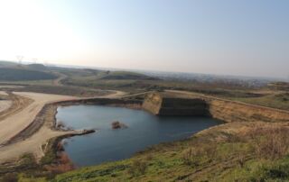 Cava Monte Carnevale con la falda esposta